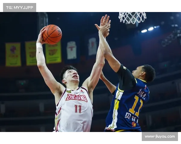 北京周琦搭配麦基豪华双塔 纸面实力冲击力十足